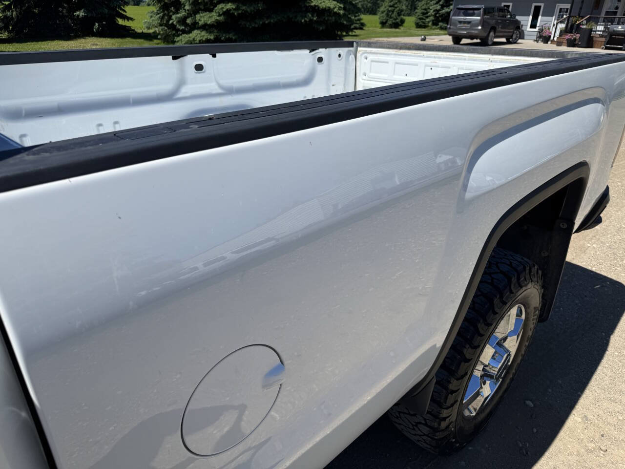 Used 2018 GMC Sierra 2500 SLE w/ SLE Fleet Preferred Package AWD/4WD image 25