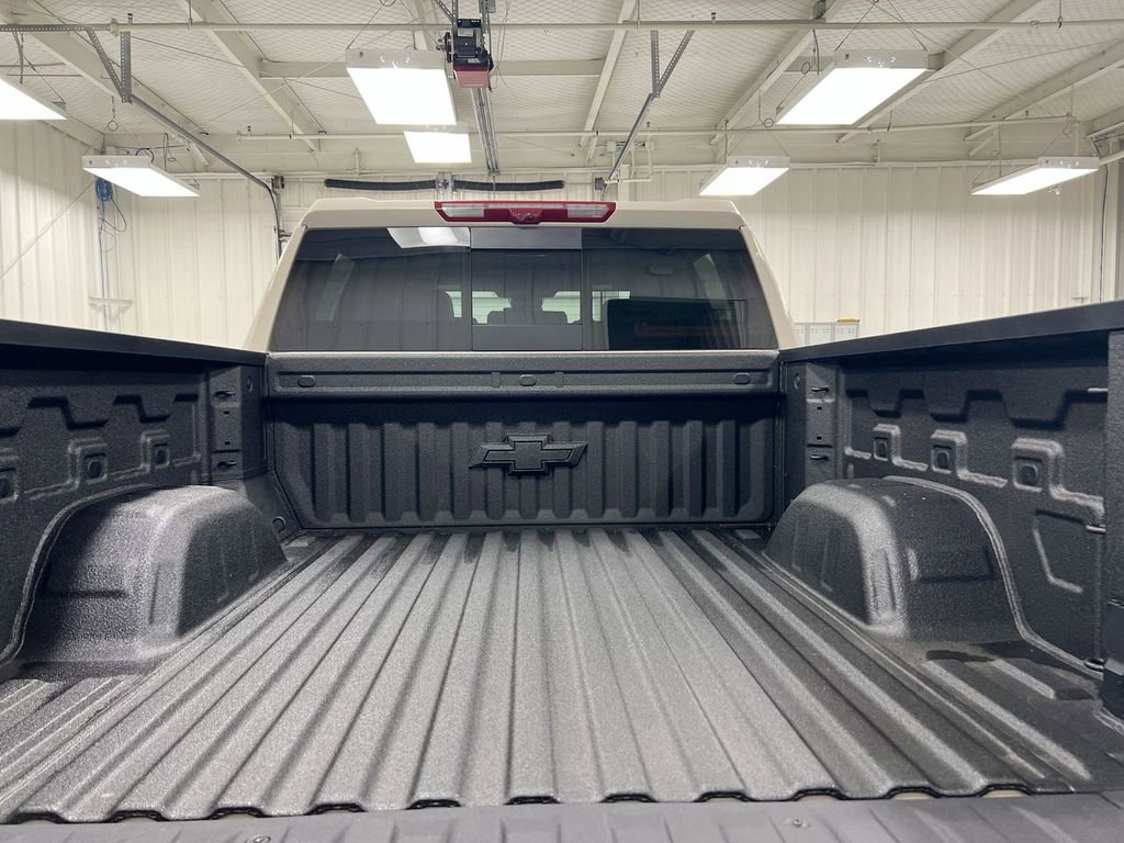 New 2026 Chevrolet Silverado 1500 ZR2 image 25