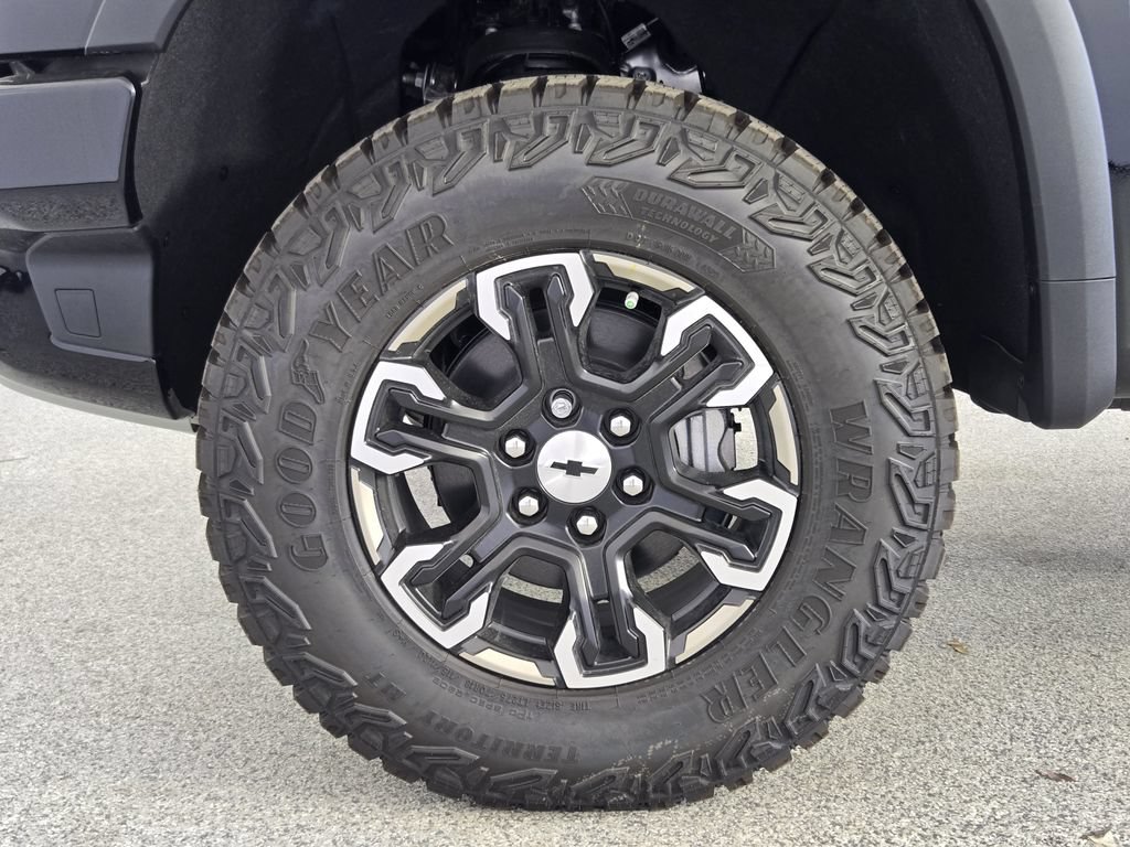 New 2026 Chevrolet Silverado 1500 ZR2 AWD/4WD image 14