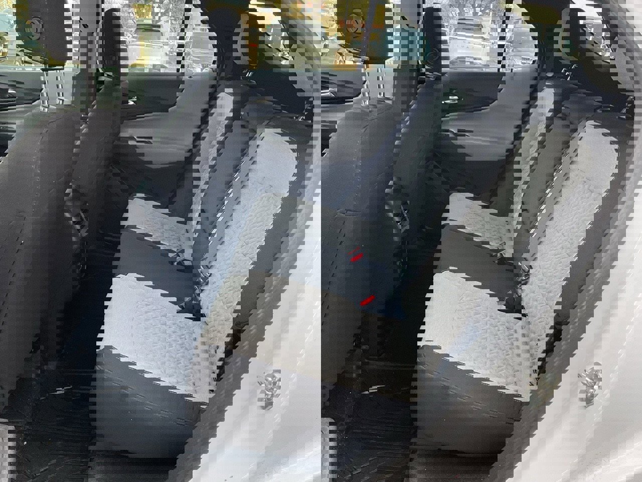 Used 2024 Chevrolet Equinox LS image 18