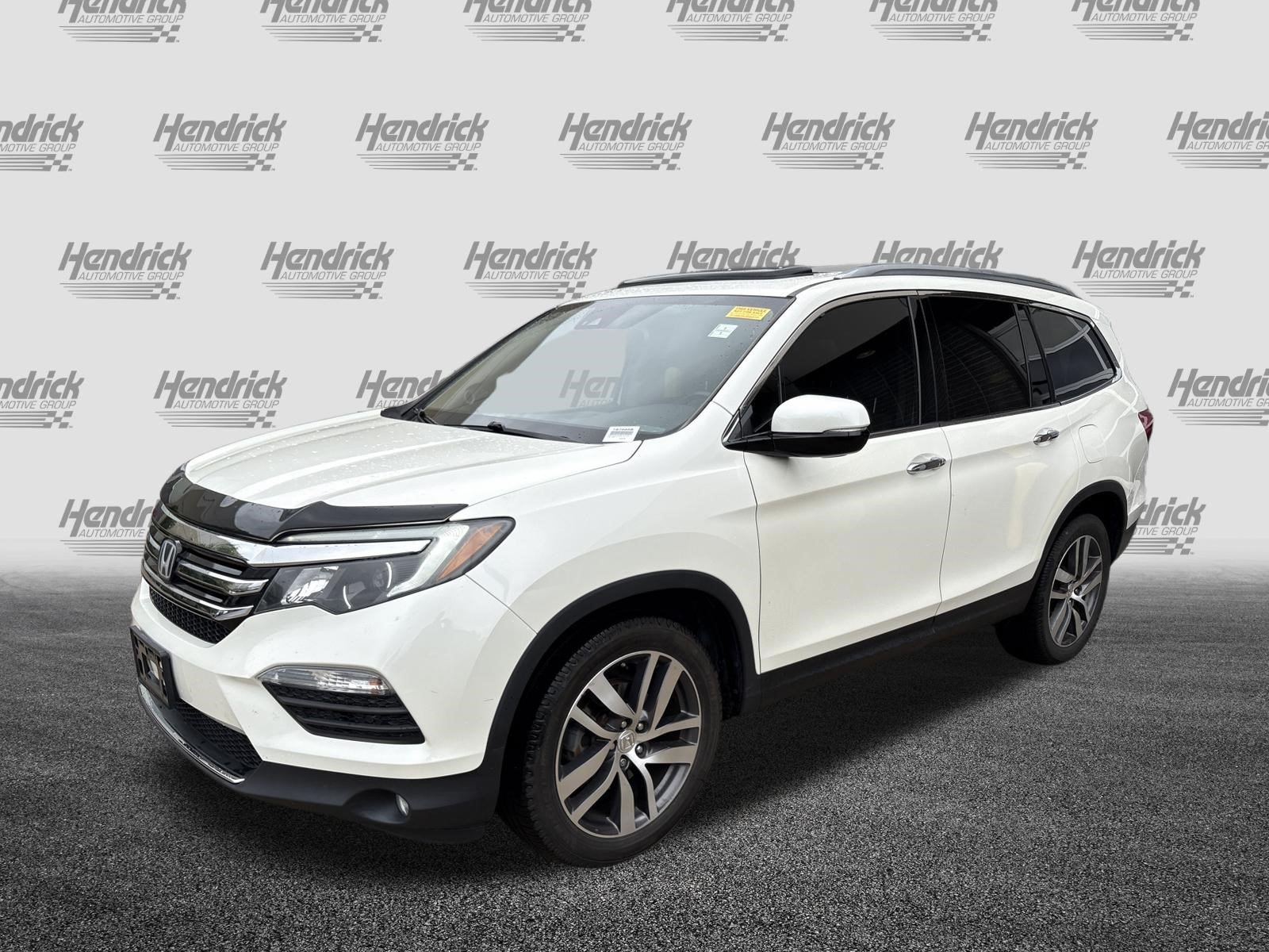 Used 2017 Honda Pilot Elite image 5