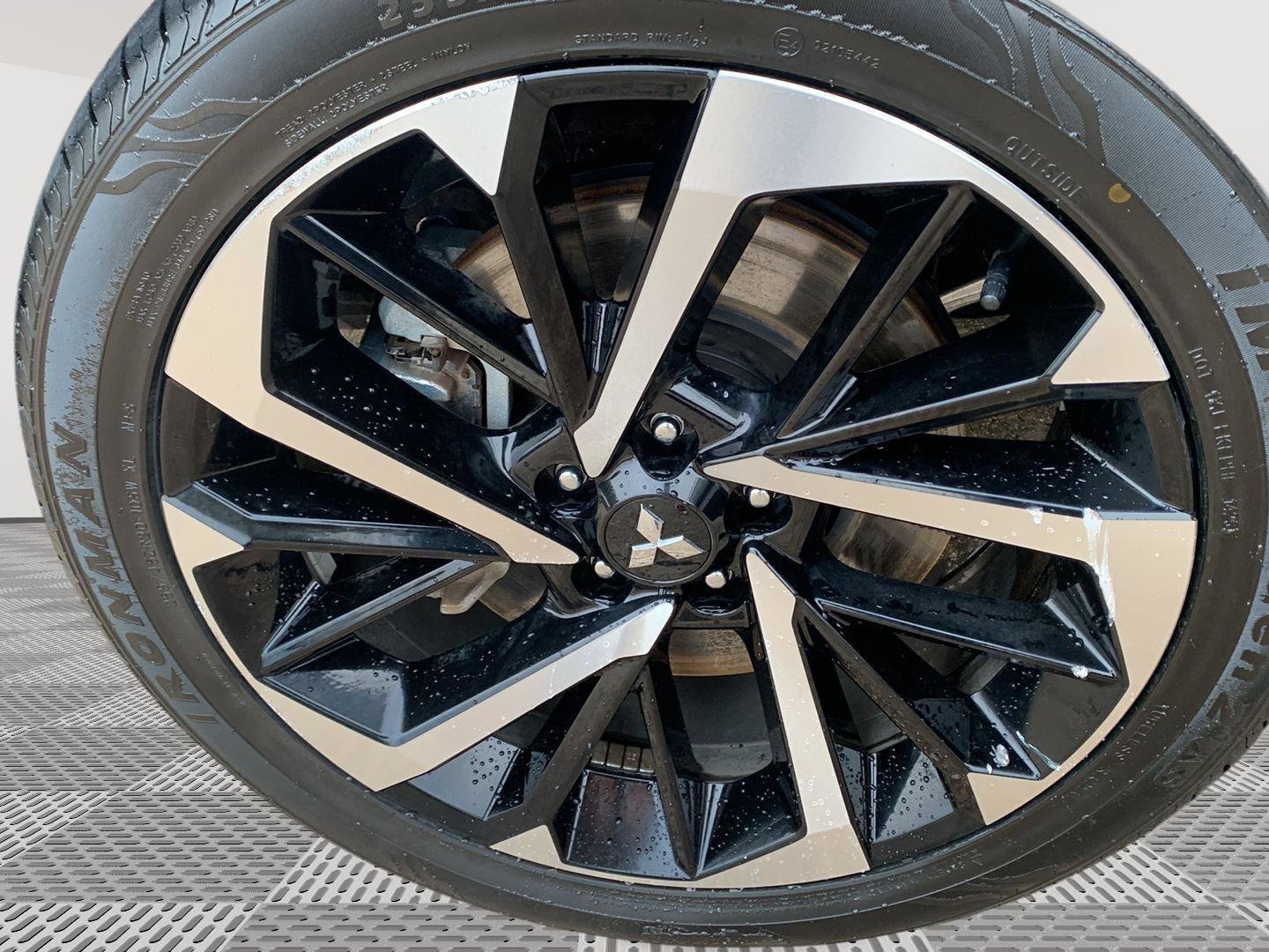 Used 2024 Mitsubishi Outlander SE image 22