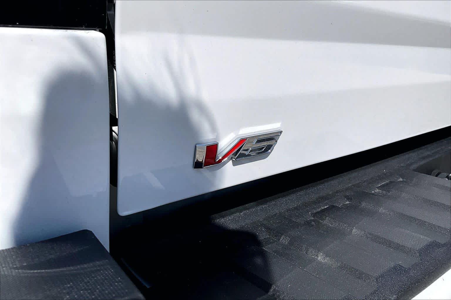 Used 2022 GMC Canyon Elevation w/ Trailering Package AWD/4WD image 10