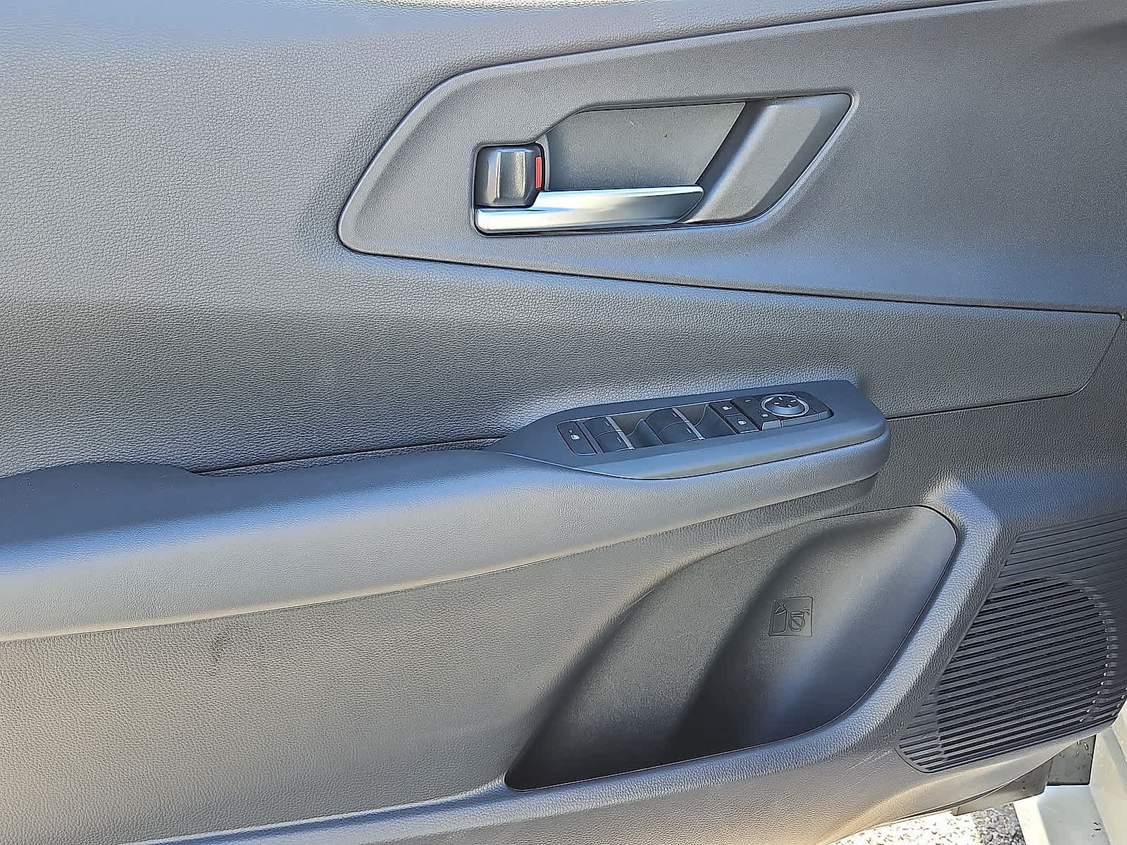 Used 2026 Toyota Prius AWD image 27