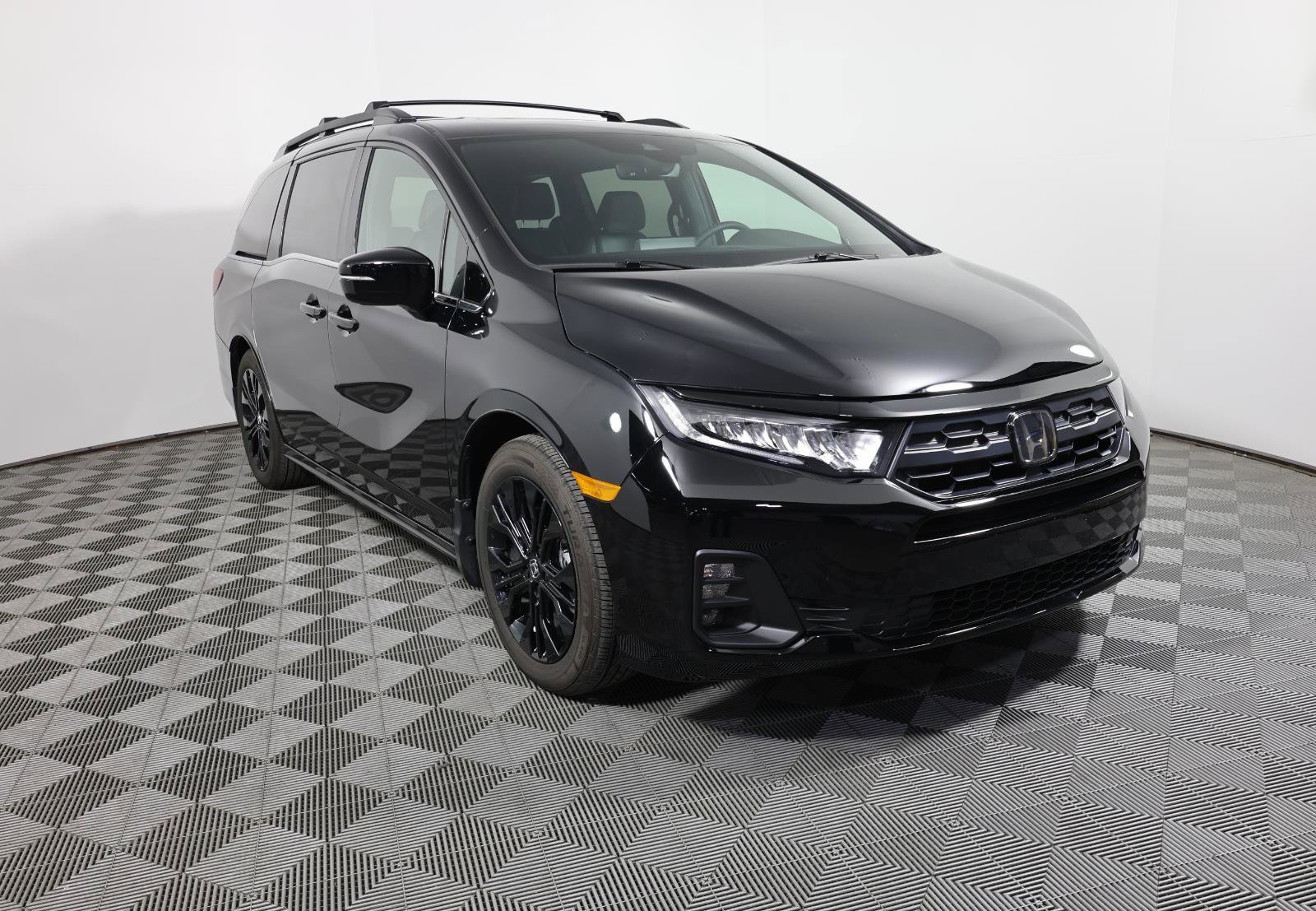 Used 2026 Honda Odyssey Sport-L image 3