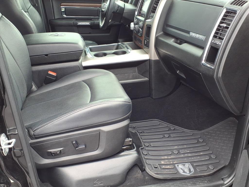 Used 2018 RAM 1500 Laramie w/ Convenience Group image 25
