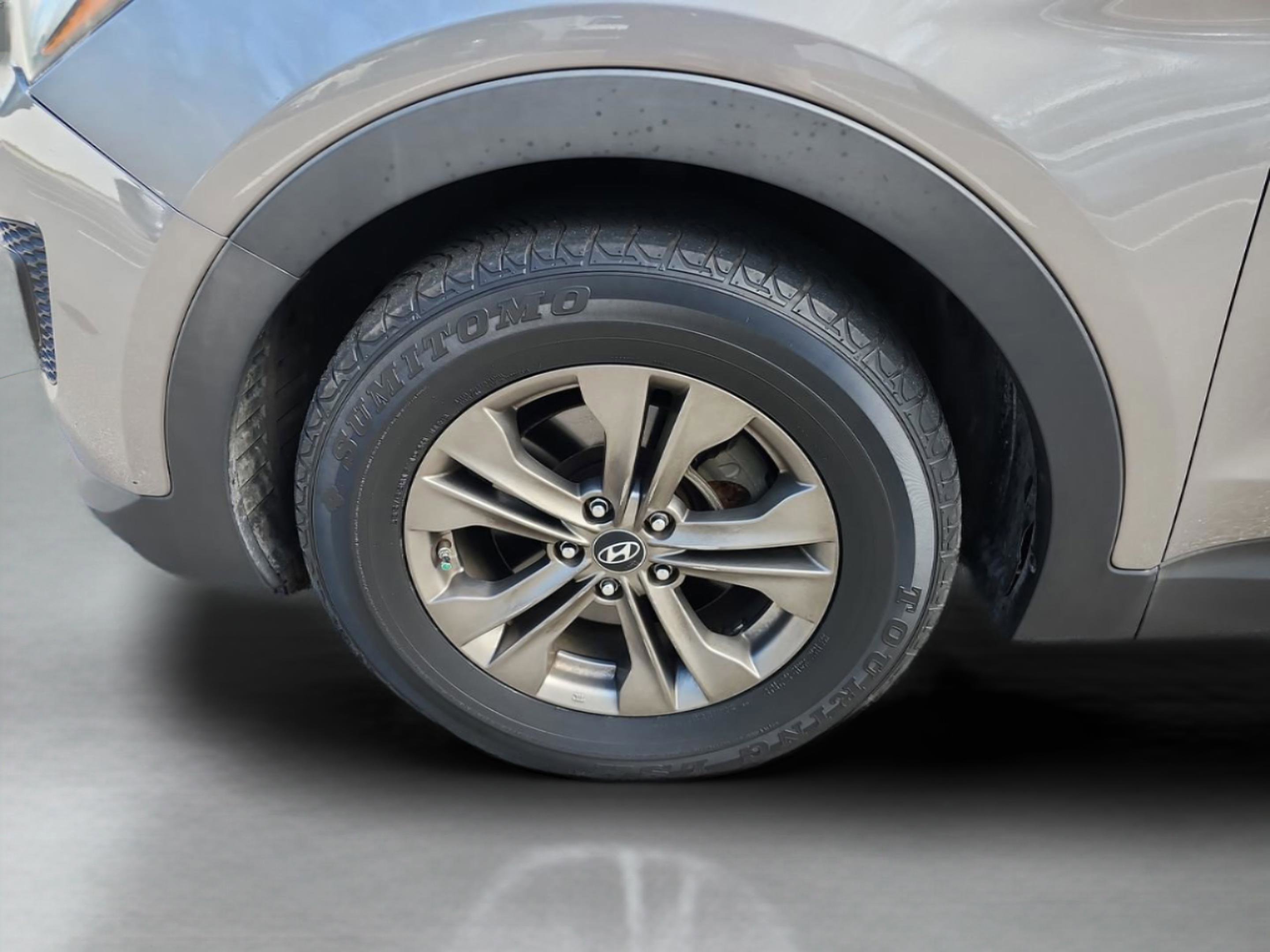 Used 2014 Hyundai Santa Fe Sport image 26