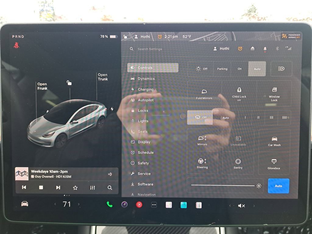 Used 2020 Tesla Model 3 image 22