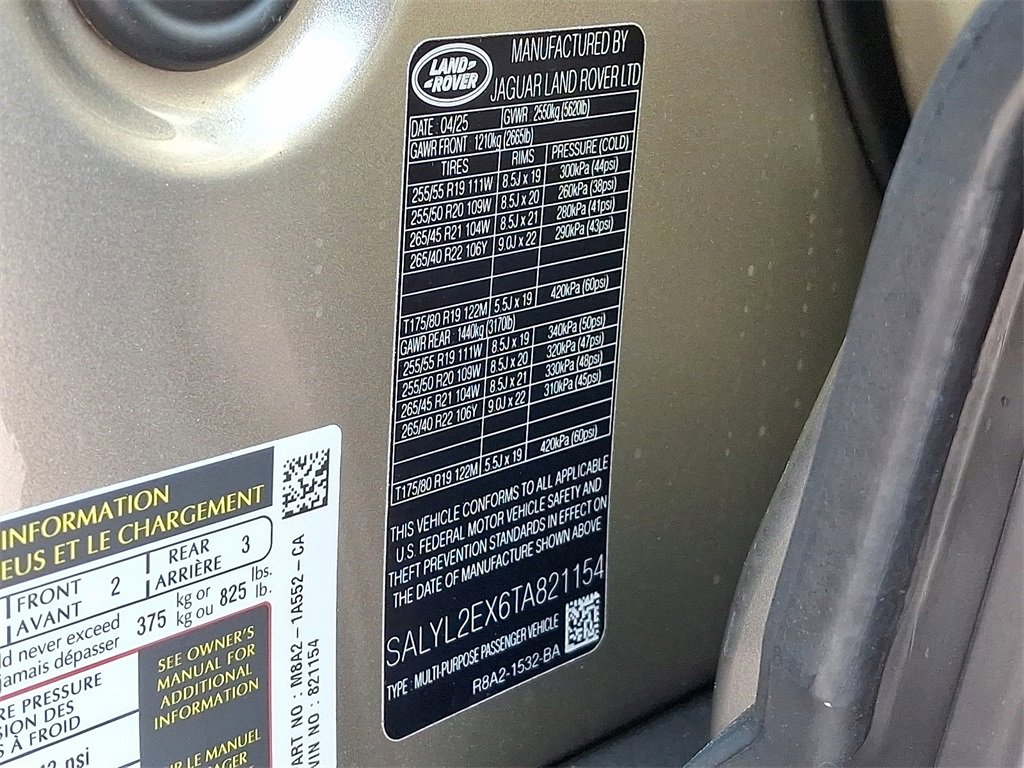 New 2026 Land Rover Range Rover Velar Dynamic SE image 22