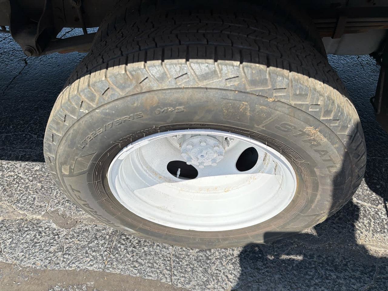 Used 2018 Ford E-350 and Econoline 350 Super Duty RWD image 9