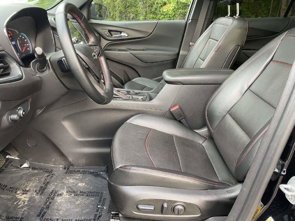 Used 2023 Chevrolet Equinox RS w/ RS Leather Package AWD/4WD image 14