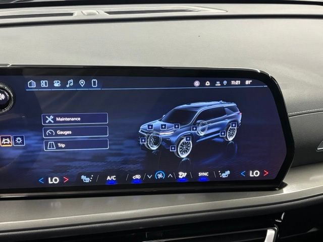 New 2027 Chevrolet Traverse LT w/ Driver Confidence Package FWD image 32