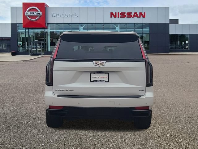 Used 2024 Cadillac Escalade Sport w/ Touring Package AWD/4WD image 6