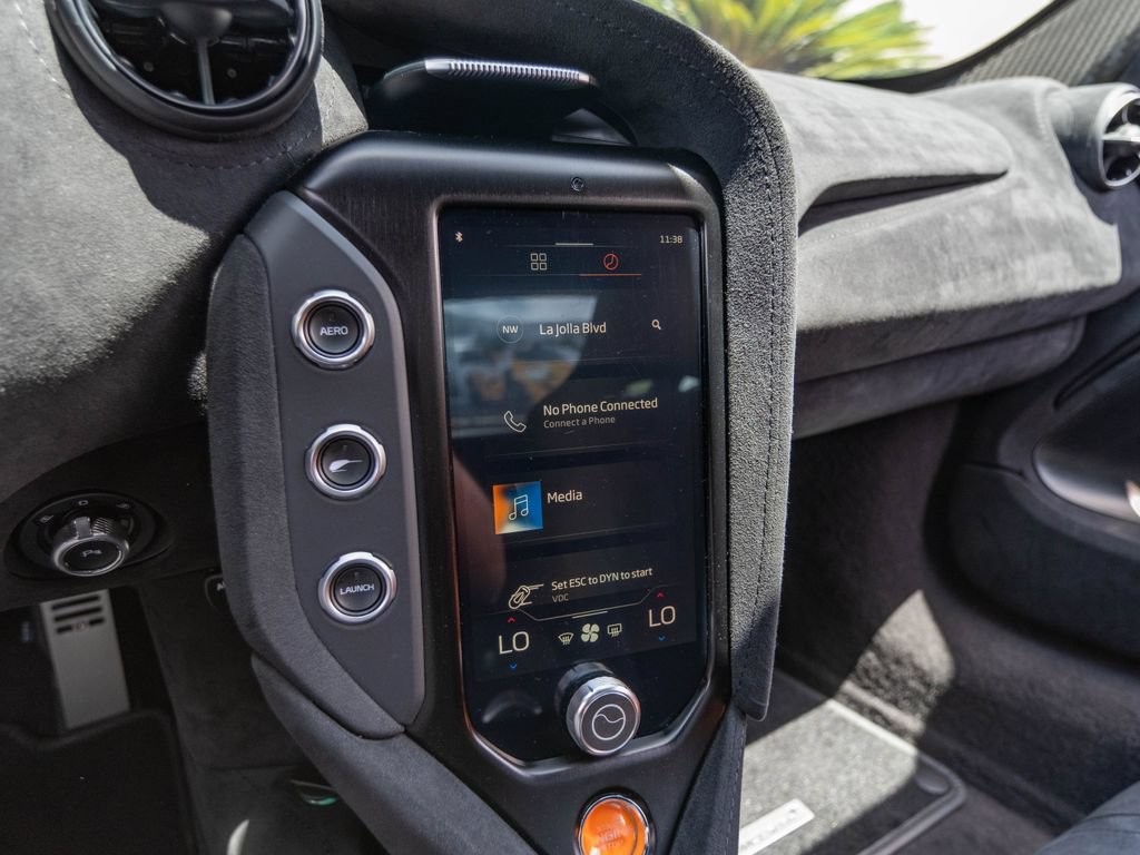Used 2025 McLaren 750S RWD image 14