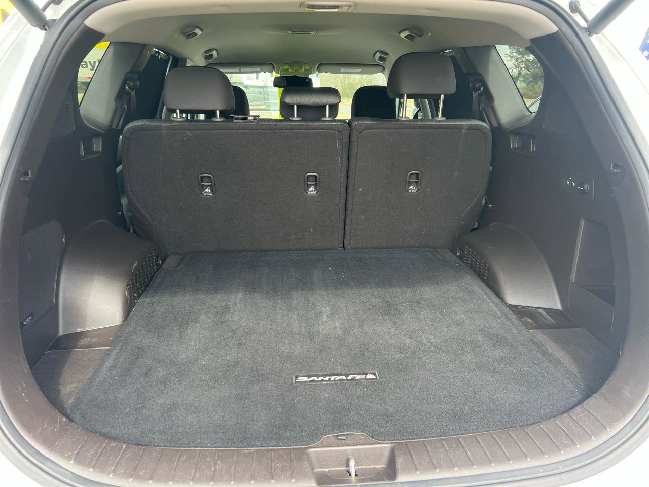 Used 2020 Hyundai Santa Fe SEL w/ Convenience Package image 14