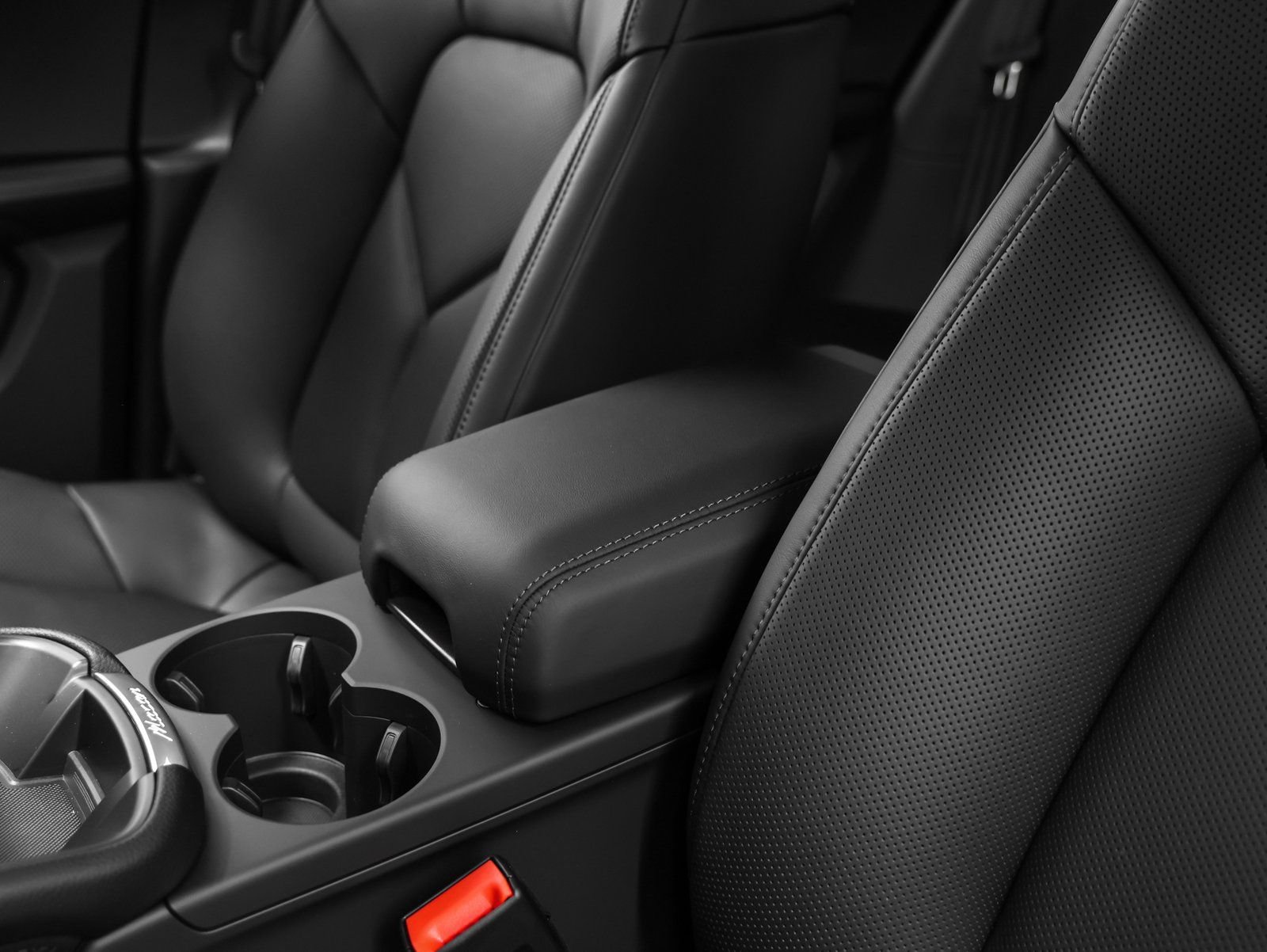 Certified 2026 Porsche Macan image 35