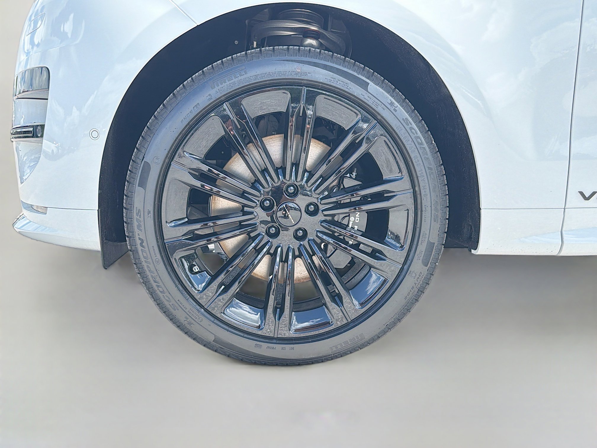 New 2026 Land Rover Range Rover Sport Dynamic SE AWD/4WD image 43