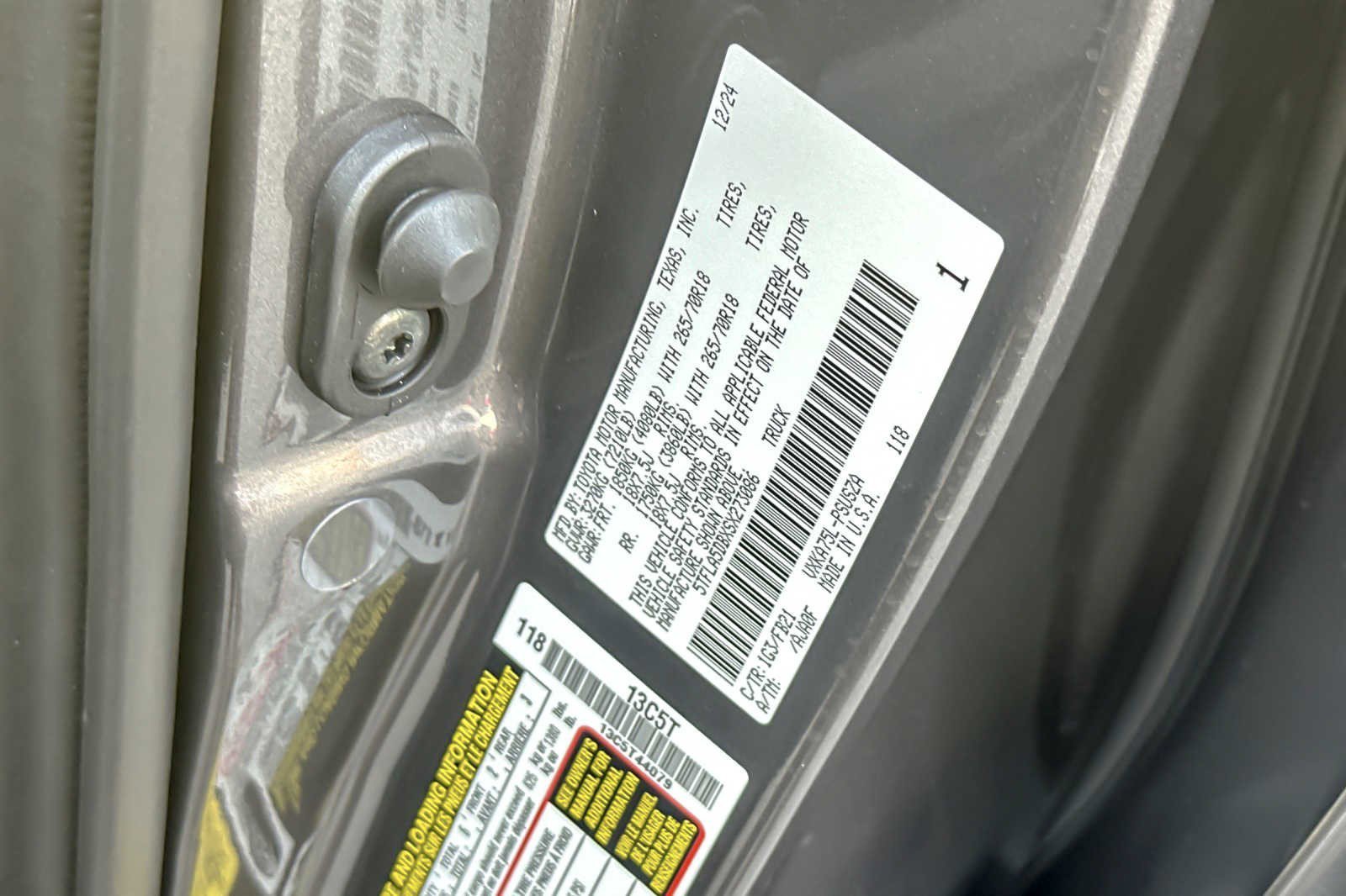 New 2025 Toyota Tundra SR5 w/ SR5 Convenience Package AWD/4WD image 26
