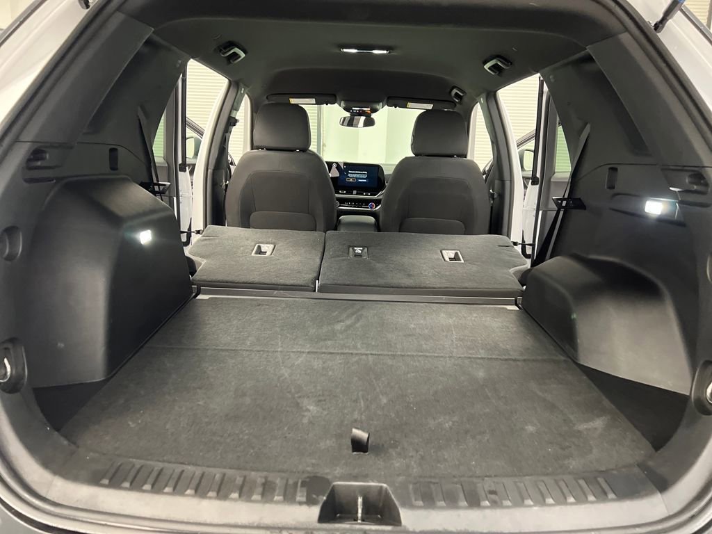 Used 2025 Chevrolet Equinox LT image 31