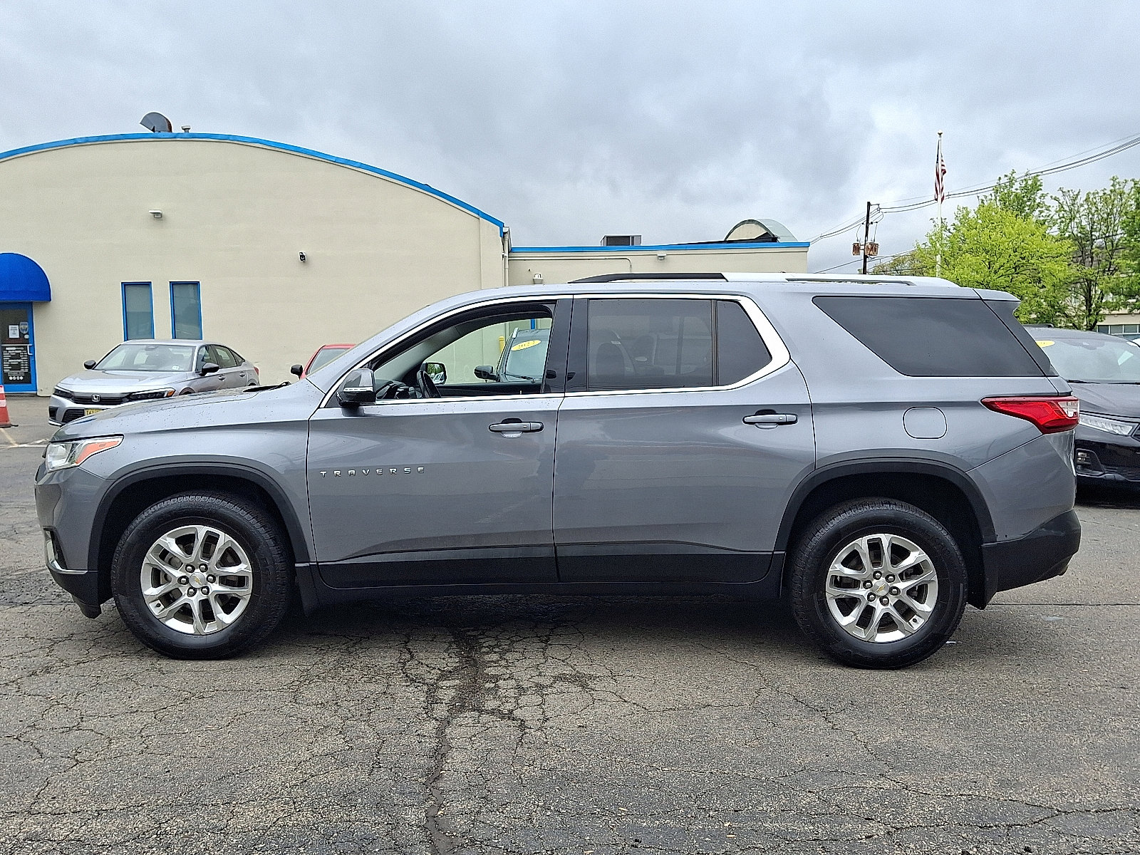Used 2018 Chevrolet Traverse LT AWD/4WD image 10