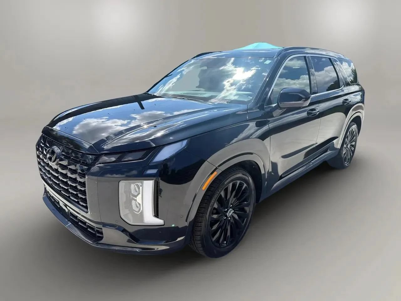 Used 2024 Hyundai Palisade Calligraphy AWD/4WD image 3
