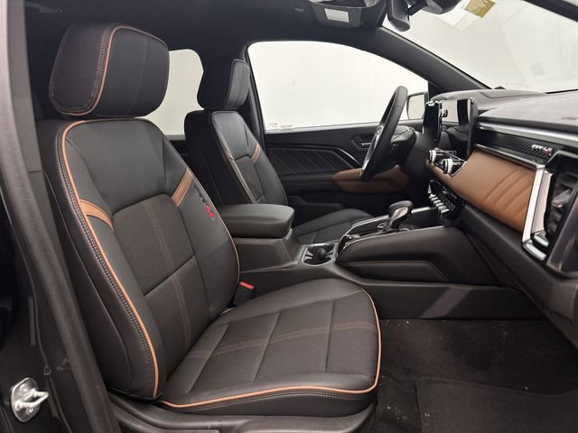 New 2026 GMC Canyon AT4 image 27