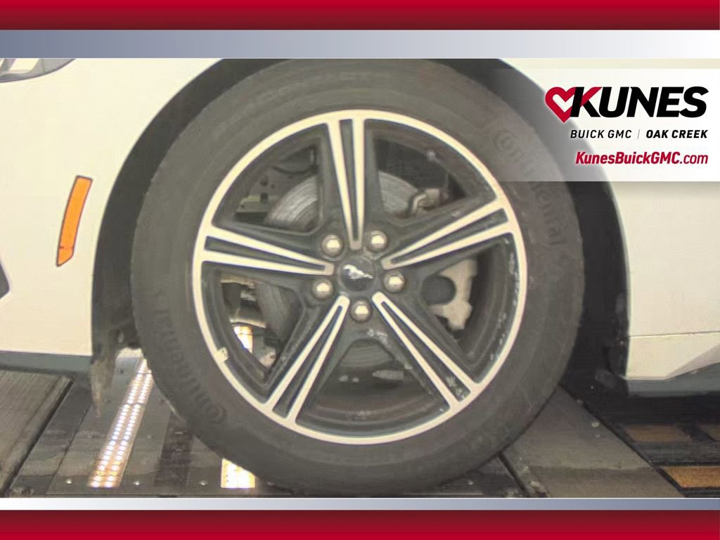 Used 2024 Ford Mustang Premium image 9
