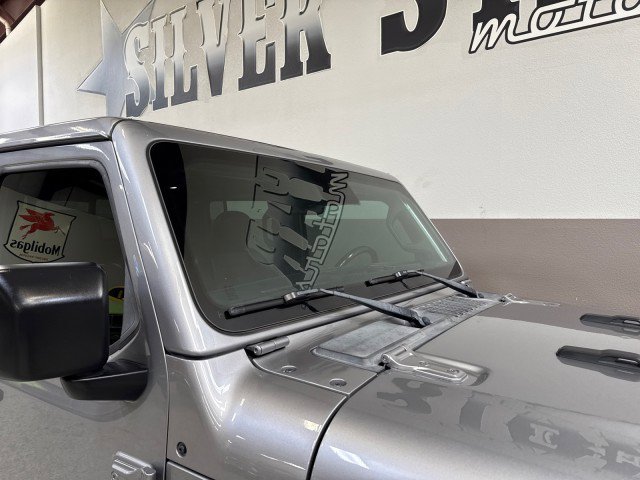Used 2020 Jeep Gladiator Overland image 62