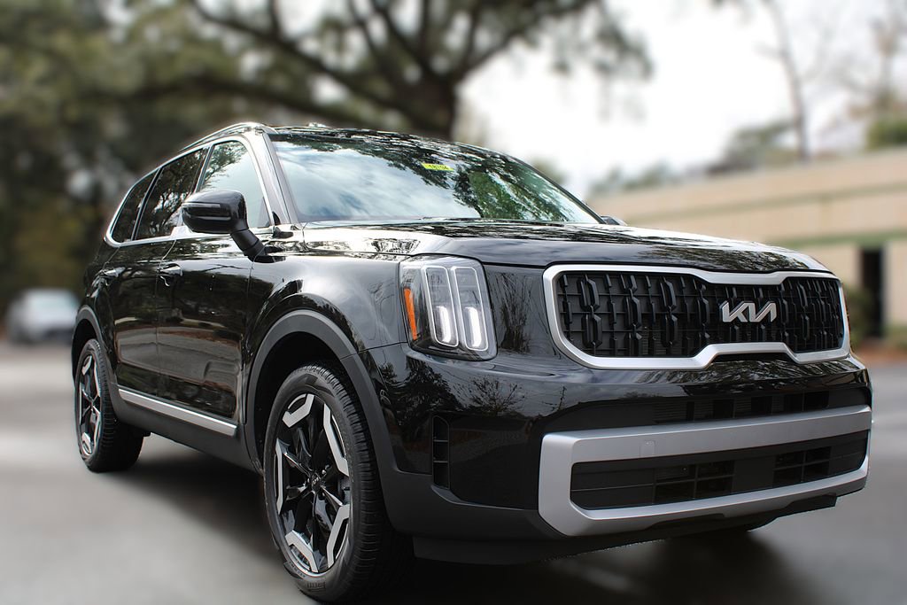 New 2025 Kia Telluride EX w/ EX Captain's Chair Package image 3