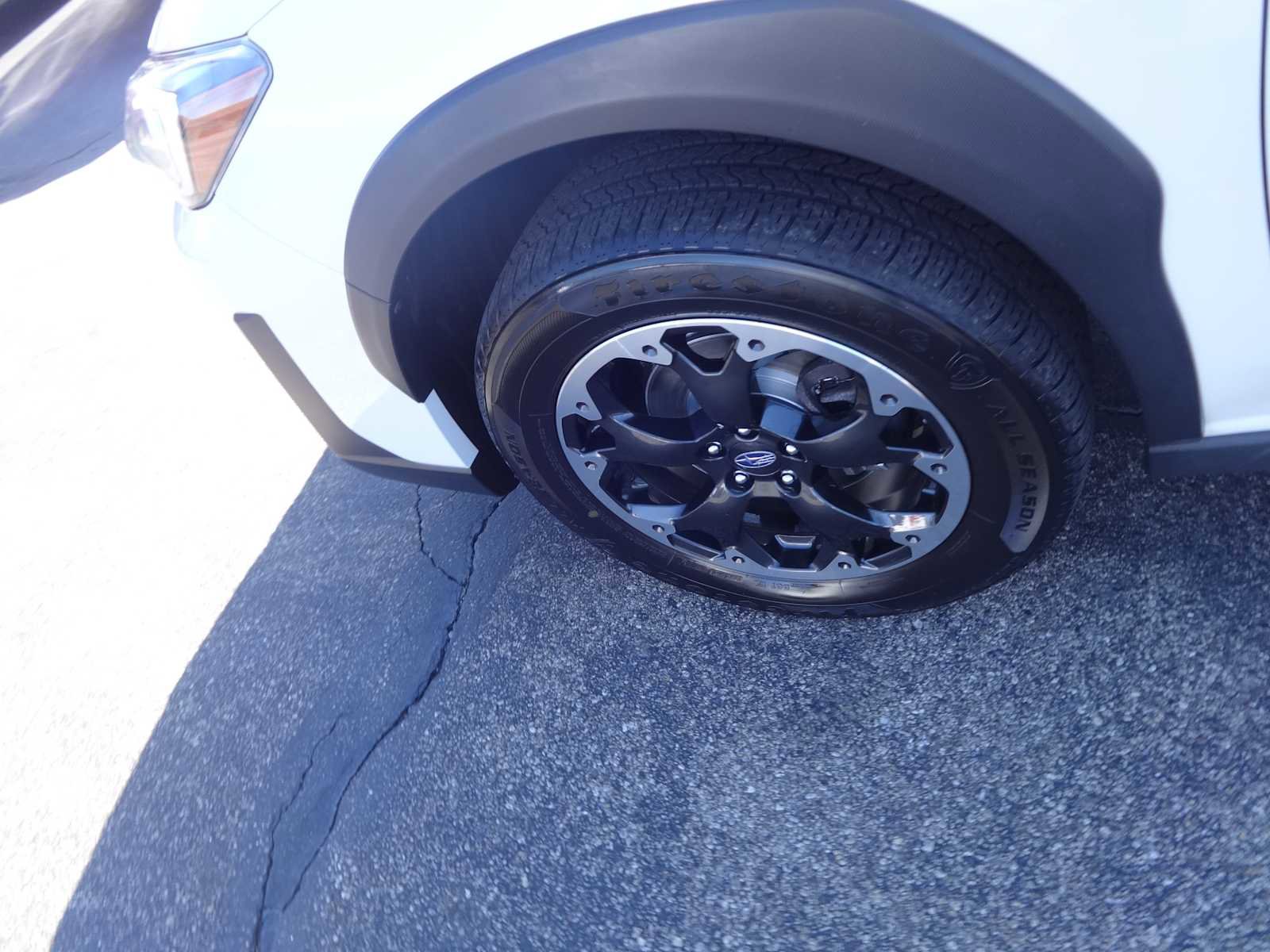 Used 2022 Subaru Crosstrek 2.0i image 4