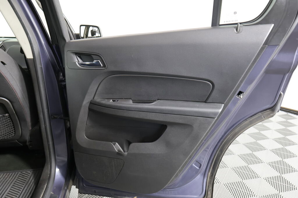 Used 2013 Chevrolet Equinox LS w/ LPO, Protection Package FWD image 21
