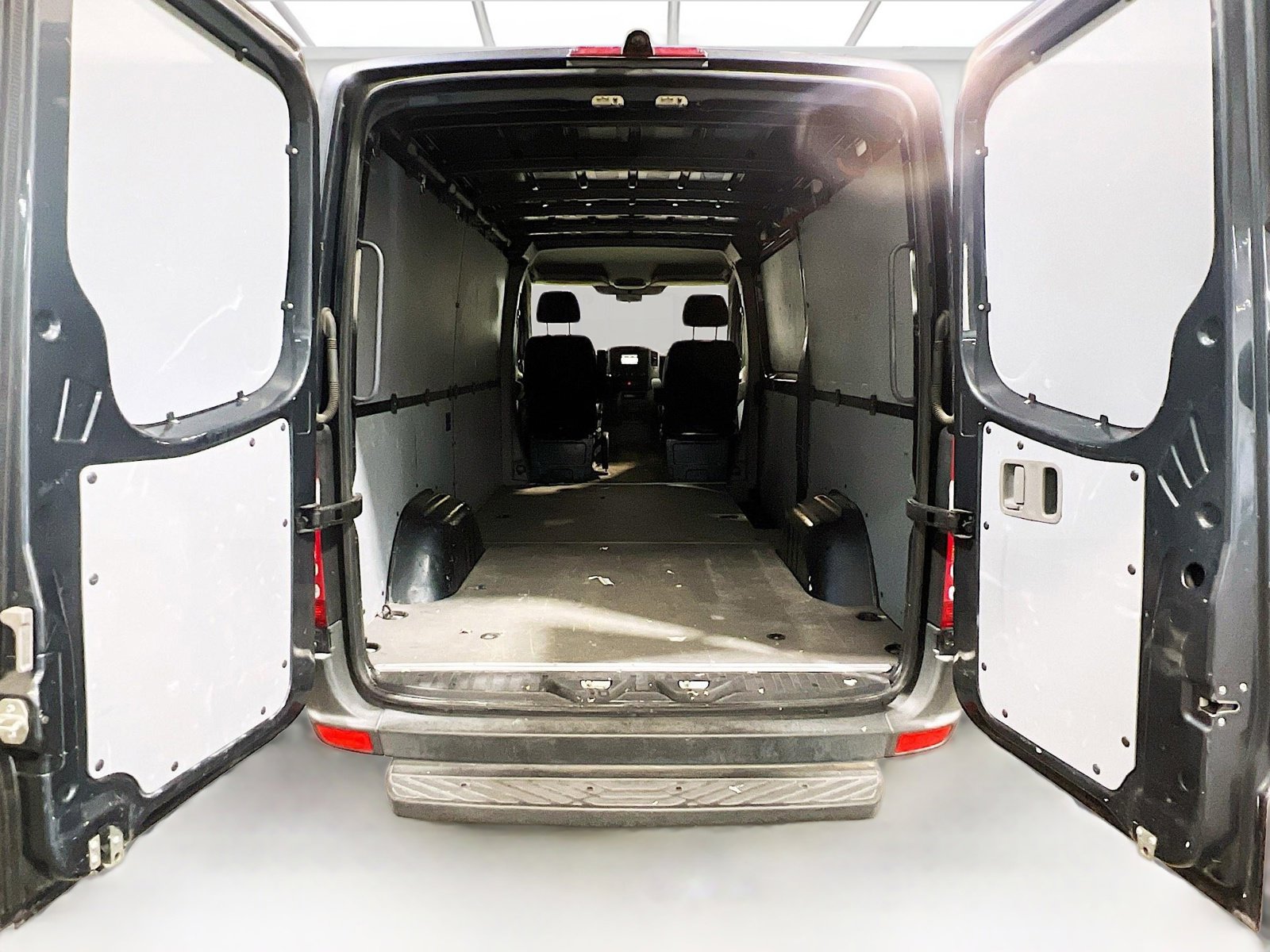 Used 2017 Mercedes-Benz Sprinter 144 Cargo image 16