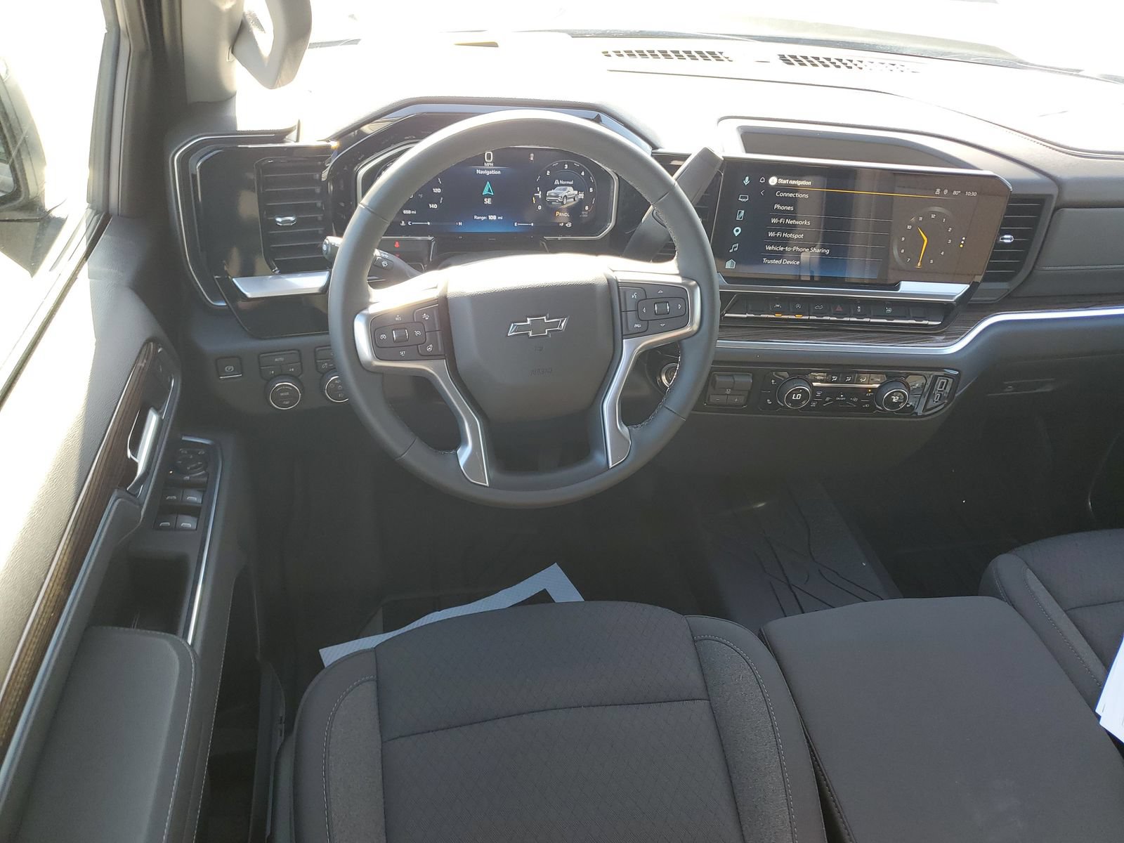 Used 2026 Chevrolet Silverado 1500 RST w/ RST Select Package AWD/4WD image 11