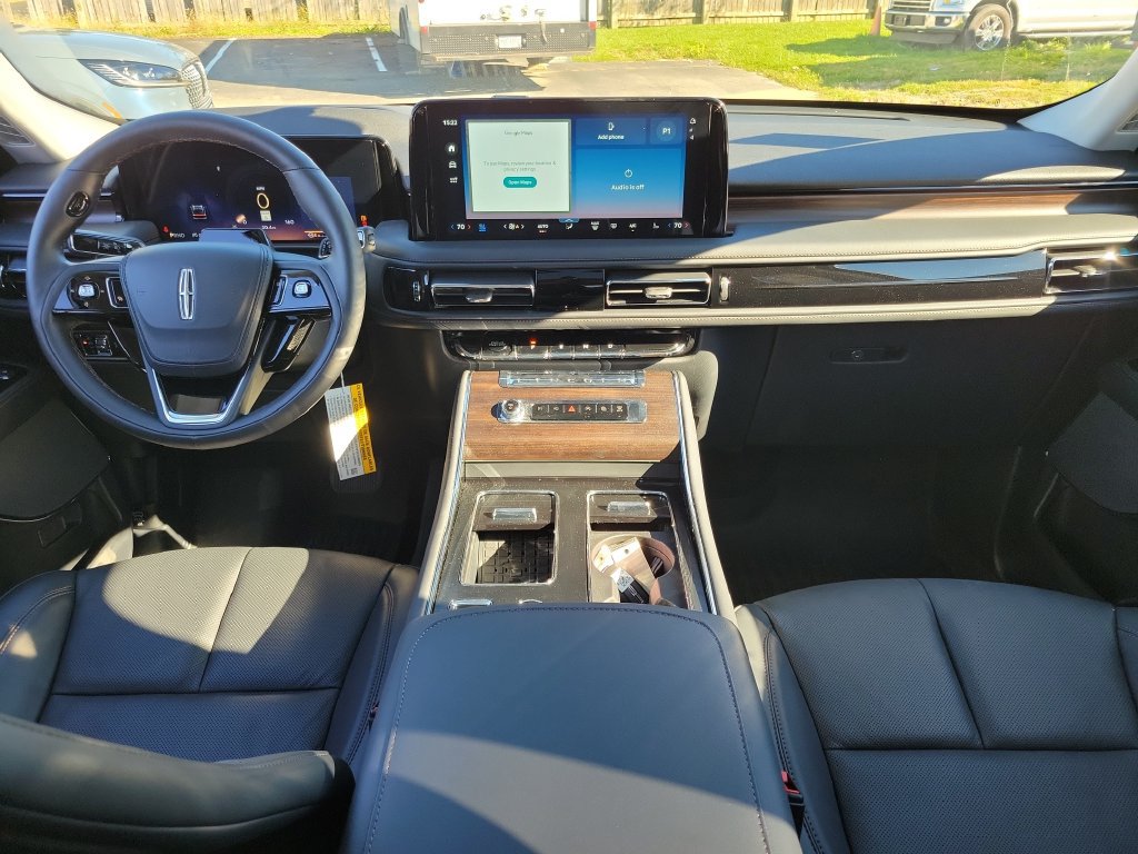 New 2027 Lincoln Aviator Reserve w/ Jet Appearance Package AWD/4WD image 11