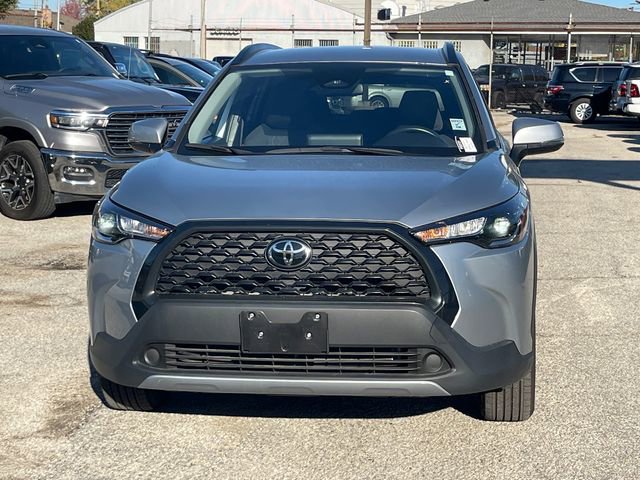 Used 2024 Toyota Corolla Cross LE image 8