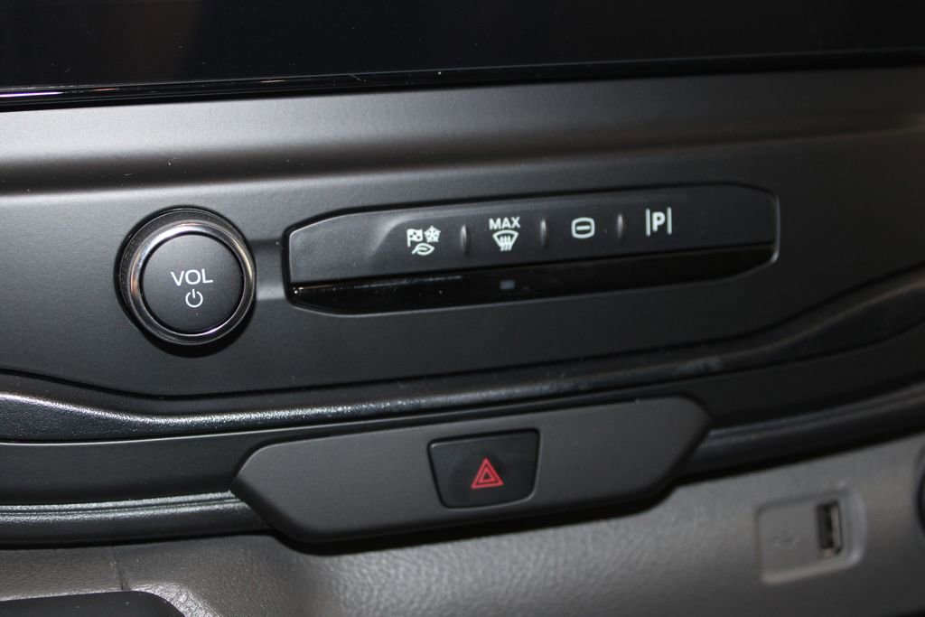 New 2026 Ford Transit 250 148 Medium Roof w/ Load Area Protection Package image 41