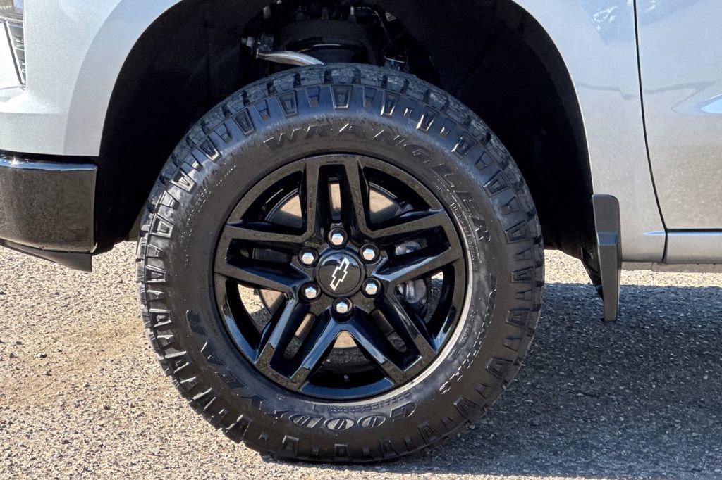 Certified 2023 Chevrolet Silverado 1500 Custom Trail Boss image 31