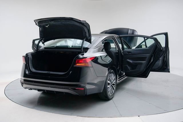 Used 2024 Nissan Altima 2.5 SV image 21