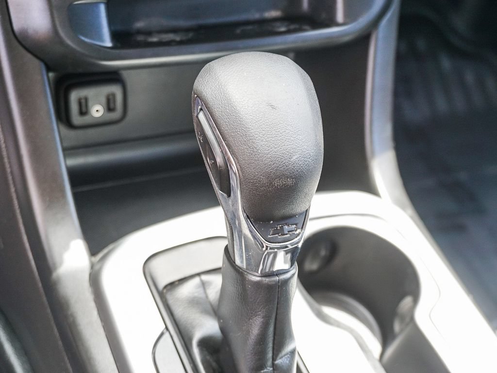 Used 2022 Chevrolet Colorado LT w/ Fleet Safety Package RWD image 23