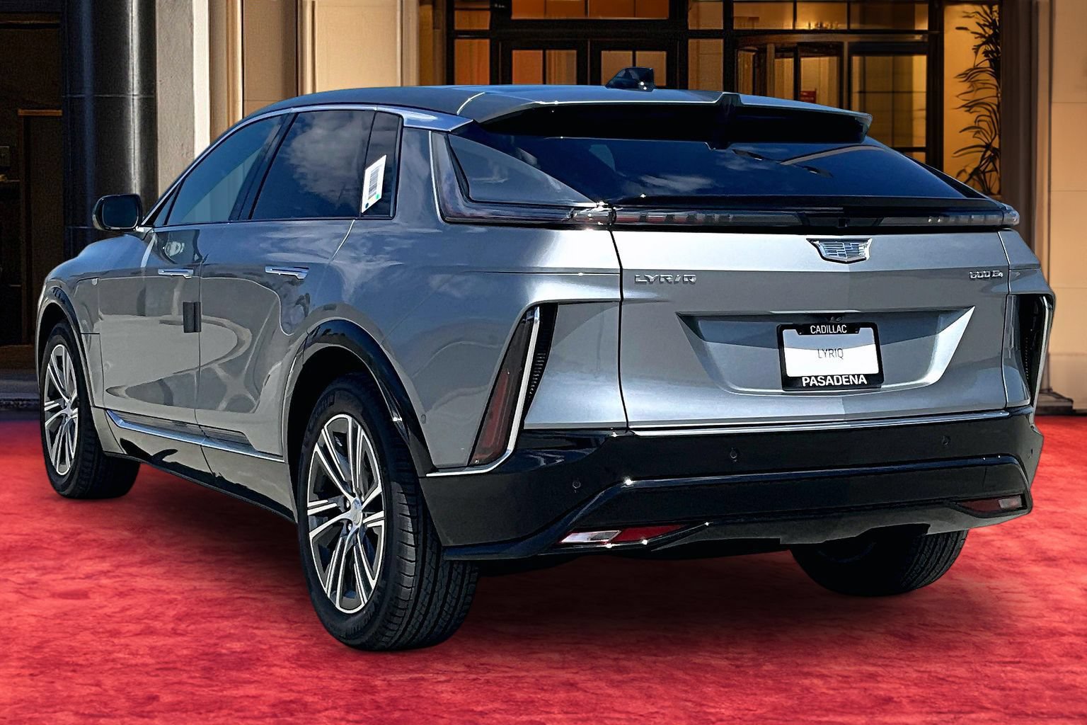 New 2026 Cadillac Lyriq Premium Luxury w/ LPO, Floor Liner Package AWD/4WD image 4