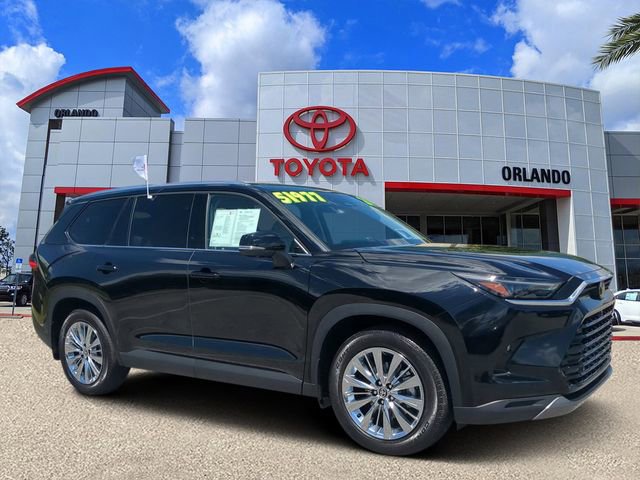 Certified 2024 Toyota Grand Highlander Platinum AWD/4WD image 1