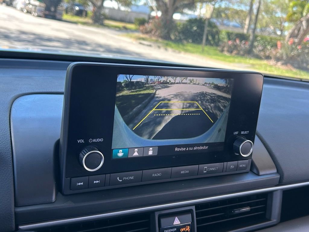 Used 2023 Honda Pilot LX image 21