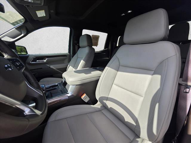 Used 2026 Chevrolet Silverado 1500 LT Trail Boss w/ Convenience Package II image 14