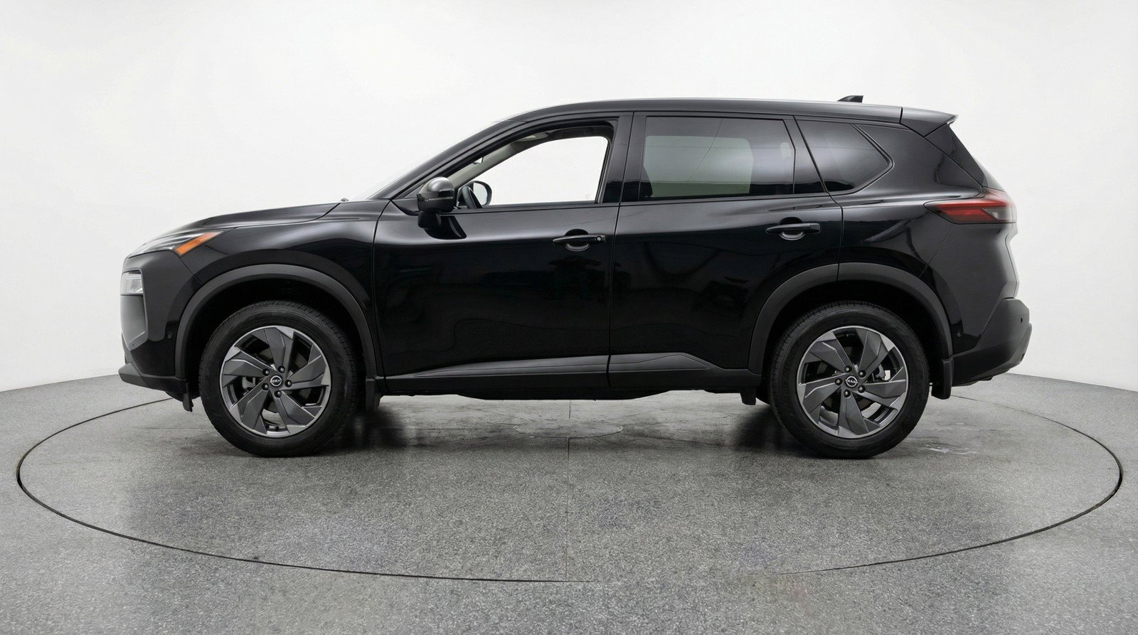 Used 2025 Nissan Rogue SV FWD image 5