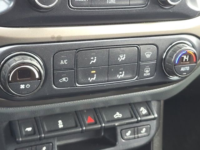 Used 2016 Chevrolet Colorado Z71 image 19