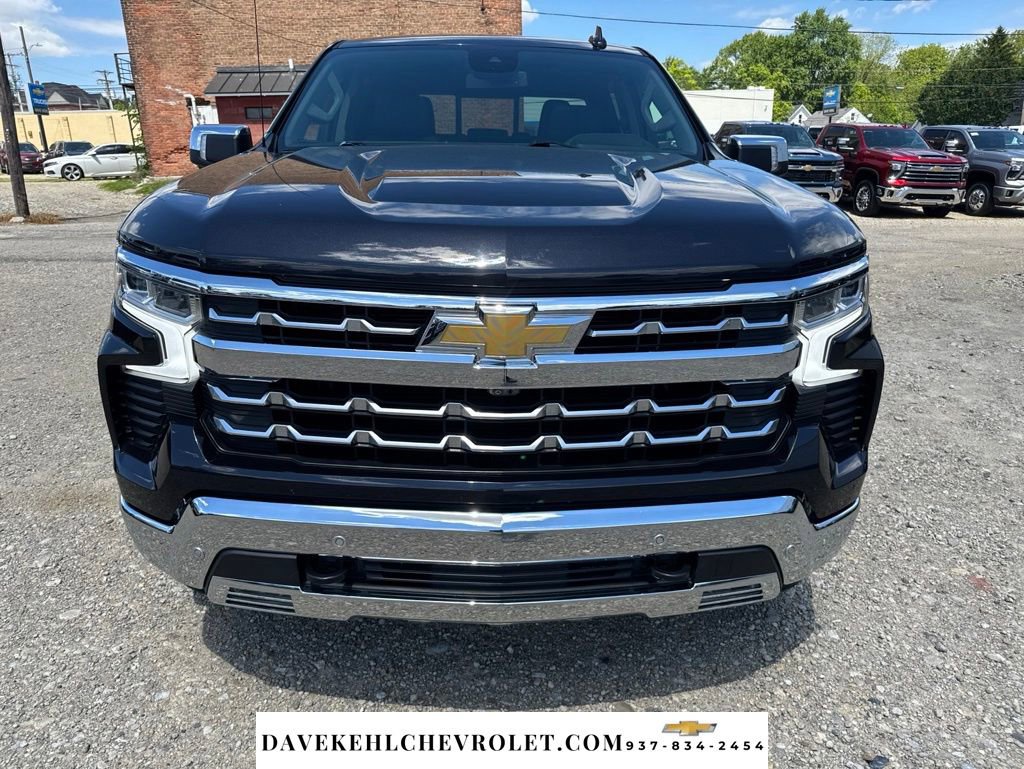 Used 2022 Chevrolet Silverado 1500 LTZ w/ LTZ Premium Package AWD/4WD image 6