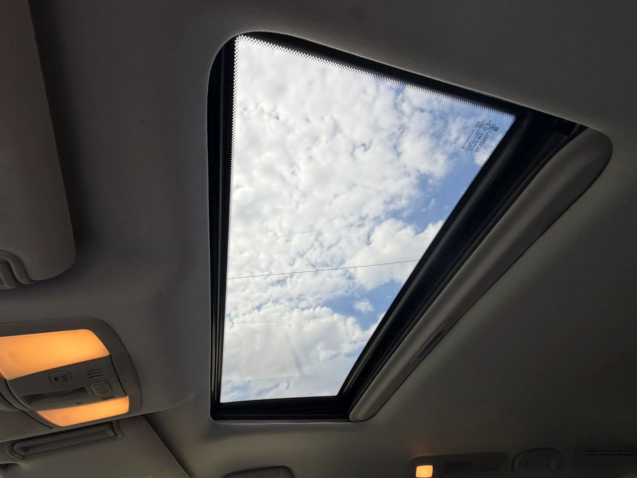 Used 2016 INFINITI QX80 4WD w/ Deluxe Technology Package image 29