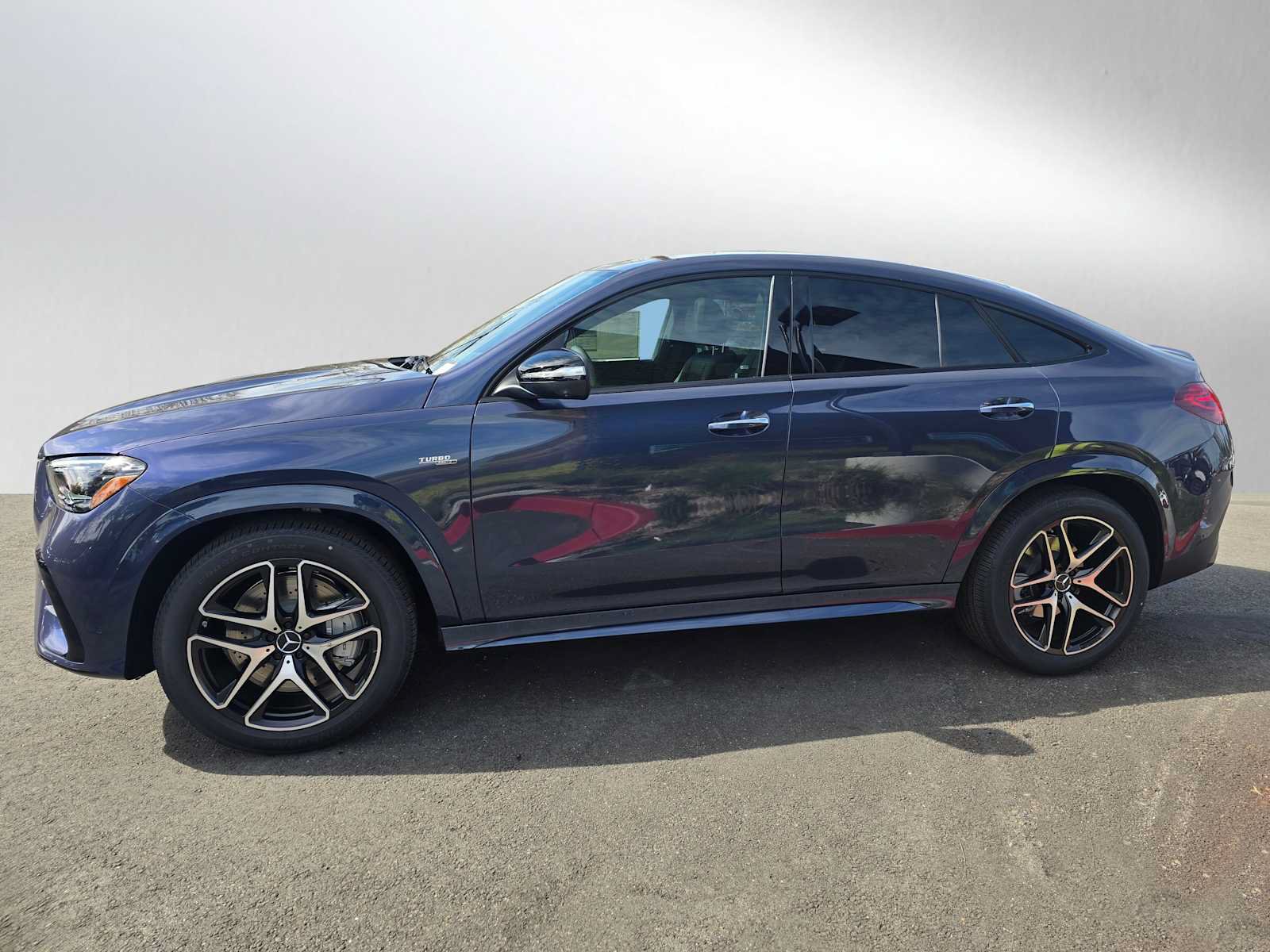 New 2026 Mercedes-Benz GLE 53 AMG 4MATIC Coupe image 6