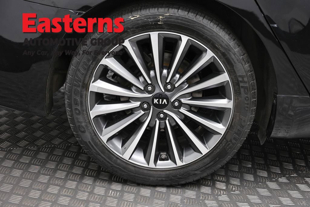 Used 2019 Kia Cadenza Premium image 32