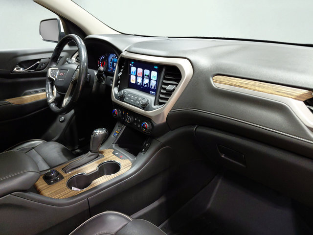 Certified 2019 GMC Acadia Denali w/ Technology Package AWD/4WD image 19
